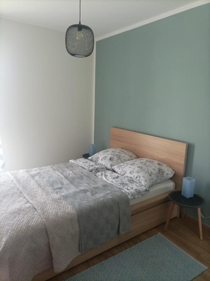 City And Thermal Apartman Дьёр Экстерьер фото